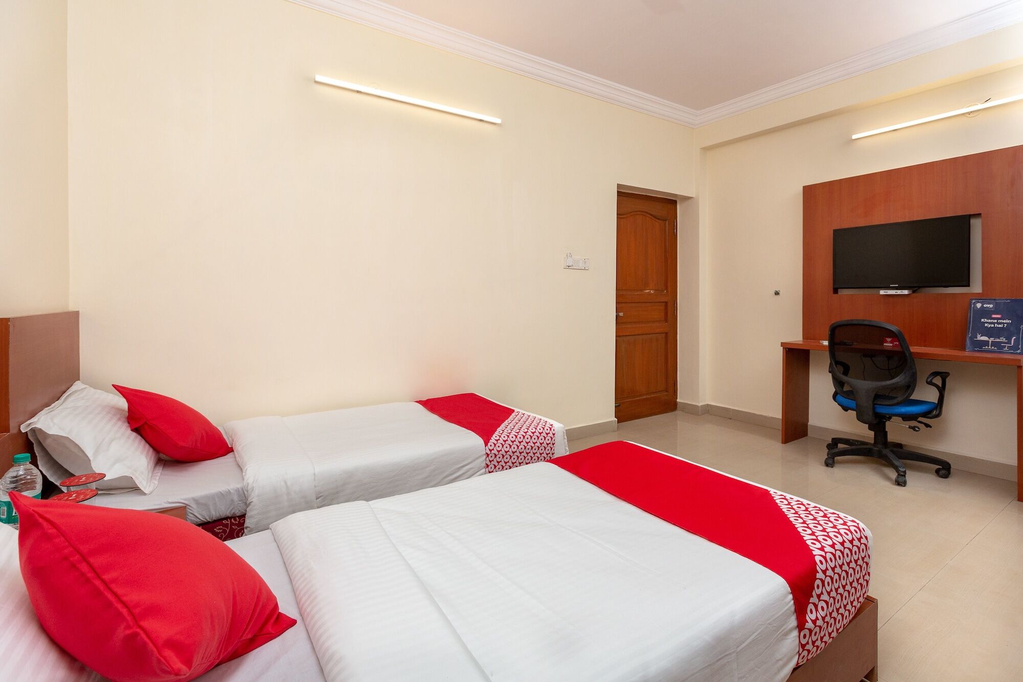 Oyo 22105 Hotel Half Moon Inn Chennai Exterior photo